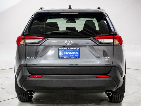 Used 2019 Toyota RAV4 XLE w/ All Weather Liner Package image 7