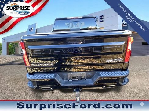 Used 2022 Chevrolet Silverado 1500 High Country w/ Technology Package AWD/4WD image 3
