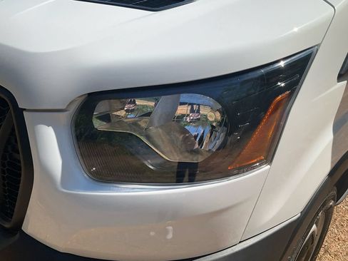 New 2026 Ford Transit 250 Low Roof RWD image 9