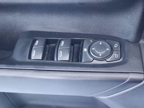 Used 2020 GMC Sierra 1500 4x4 Crew Cab w/ Fleet Convenience Package image 26