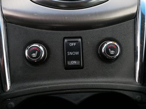 Used 2013 INFINITI G37 x Sedan w/ Premium Pkg AWD/4WD image 29