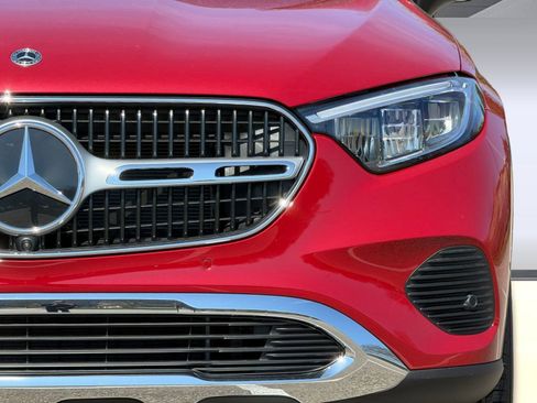 New 2026 Mercedes-Benz GLC 300 image 10