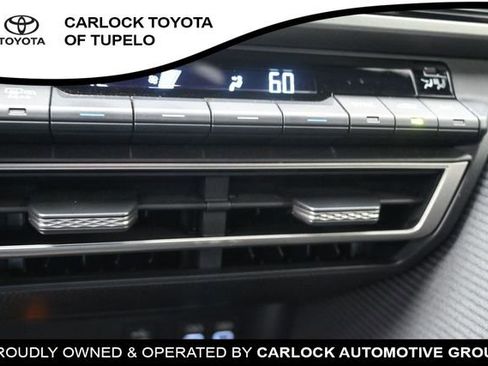 Used 2025 Toyota Camry SE w/ Multimedia Upgrade Package FWD image 13