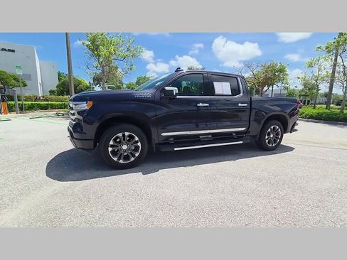 Used 2023 Chevrolet Silverado 1500 High Country w/ Z71 Off-Road Package image 48