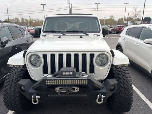 Used 2019 Jeep Wrangler Unlimited Sahara image 1