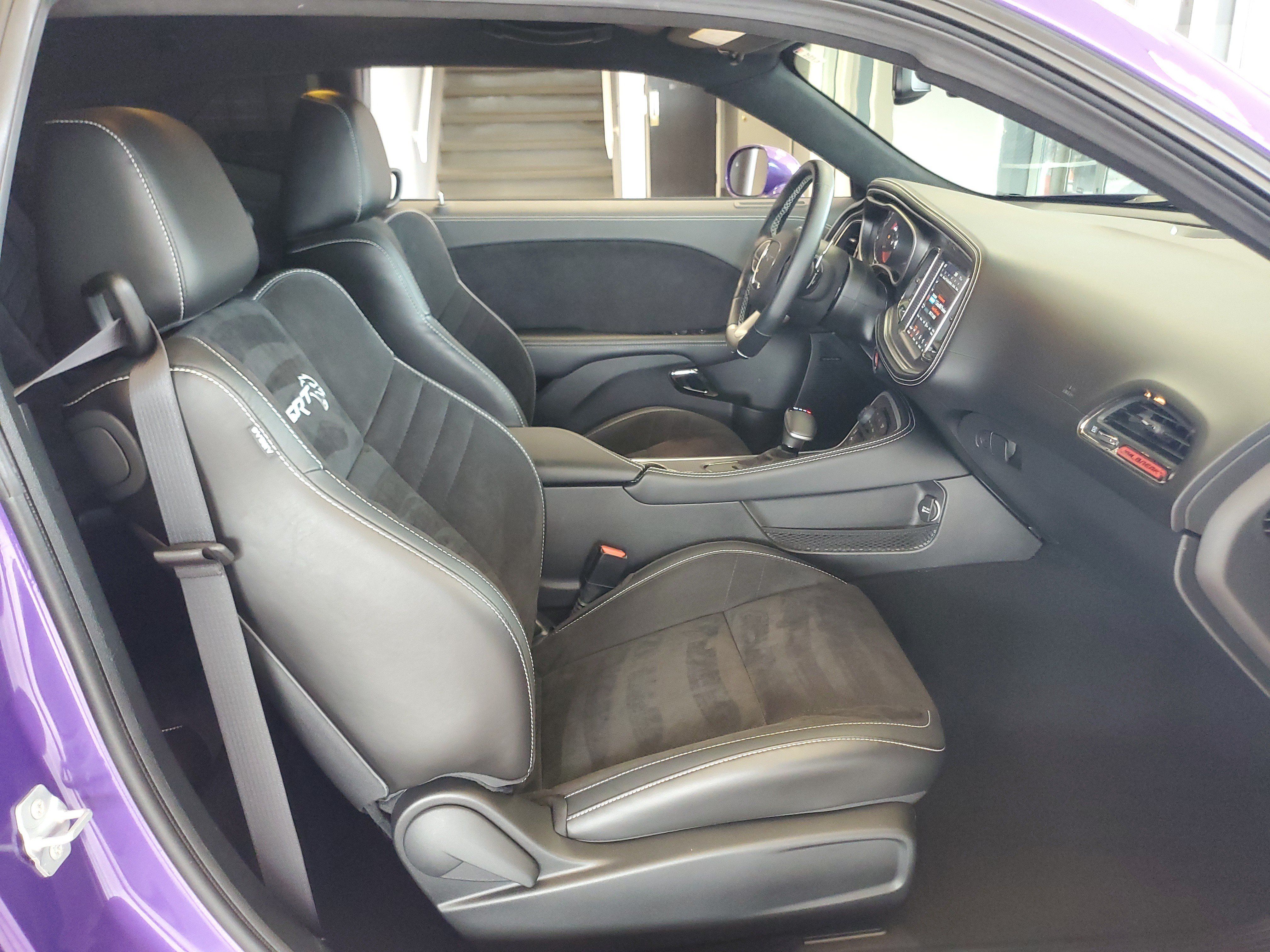 Used 2023 Dodge Challenger SRT Hellcat RWD image 9