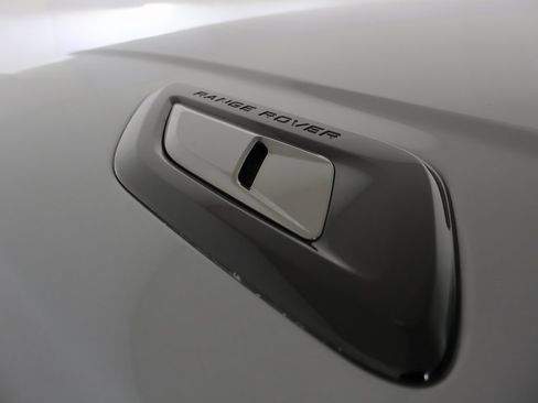 Used 2022 Land Rover Range Rover Sport HSE Silver Edition image 21