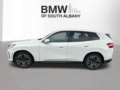 Used 2026 BMW X3 xDrive30i w/ Premium Package AWD/4WD image 2