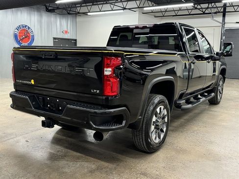 Used 2021 Chevrolet Silverado 2500 LTZ w/ Carhartt Edition image 15