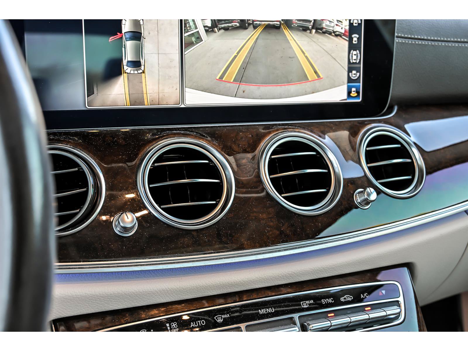Used 2019 Mercedes-Benz E 450 4MATIC Sedan image 21