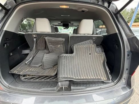 Used 2020 Honda Pilot Touring image 19