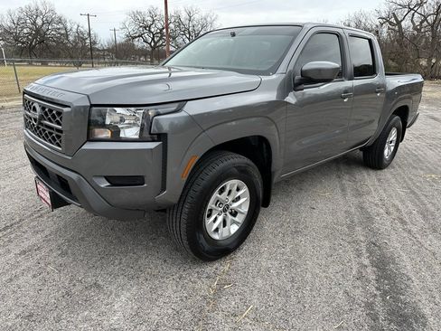 Used 2024 Nissan Frontier SV w/ Technology Package image 1