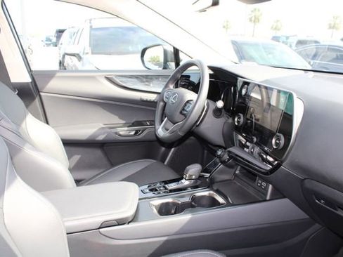 Certified 2025 Lexus NX 350h AWD w/ Cold Area Package image 5