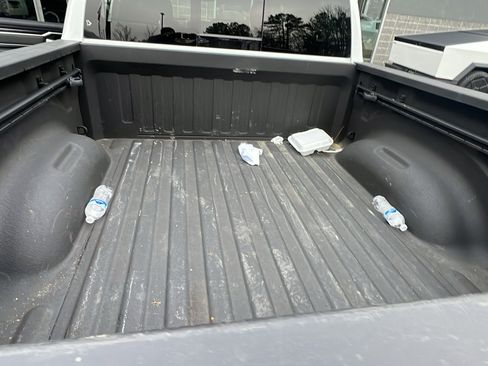 Used 2023 RAM 1500 Big Horn image 14