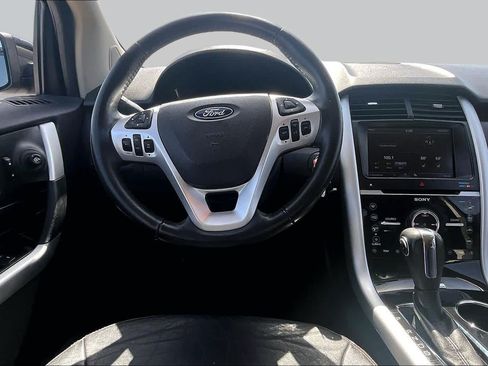 Used 2013 Ford Edge Limited AWD/4WD image 6