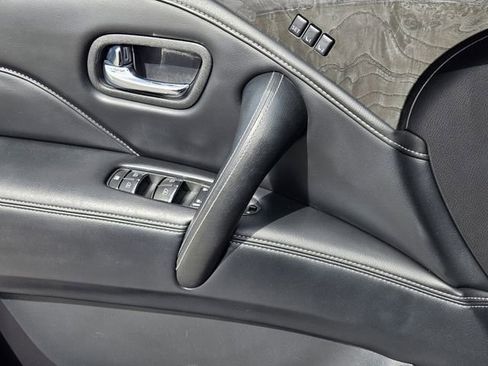 Used 2024 INFINITI QX80 Luxe image 23