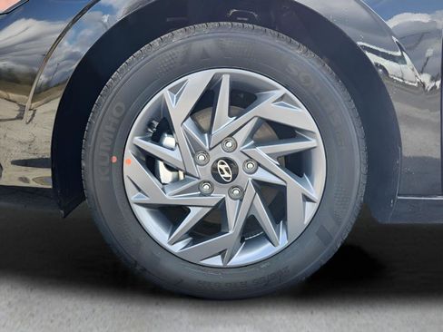 New 2026 Hyundai Elantra Hybrid w/ Cargo Package FWD image 10