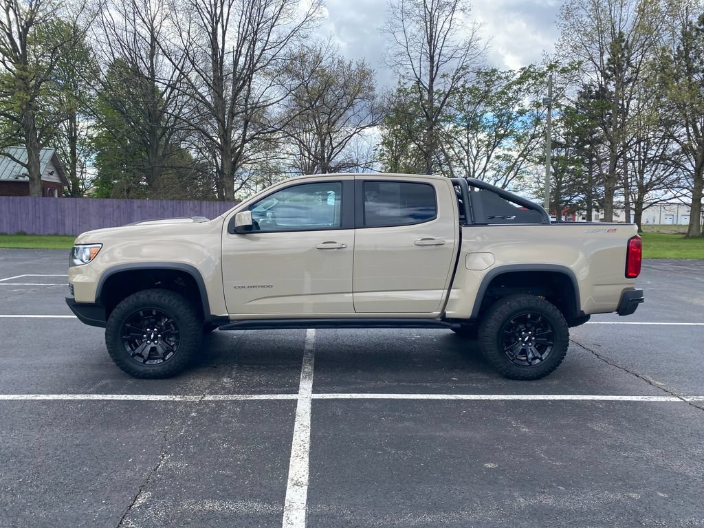 Used 2022 Chevrolet Colorado ZR2 w/ ZR2 Dusk Special Edition AWD/4WD image 4