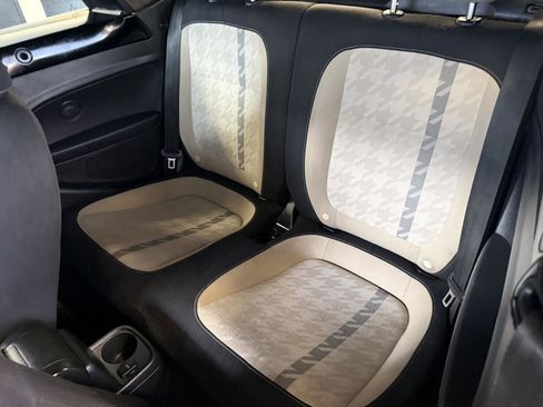 Used 2018 Volkswagen Beetle 2.0T Coast image 17