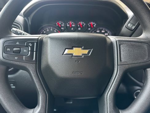 Certified 2025 Chevrolet Silverado 1500 Custom image 29