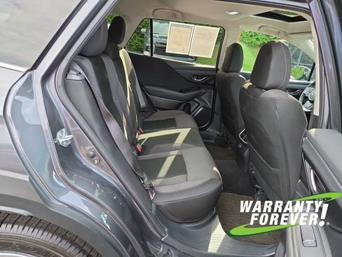 Used 2025 Subaru Outback Premium AWD/4WD image 17