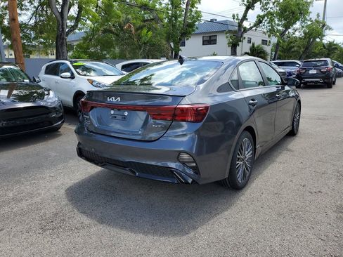 Used 2024 Kia Forte GT-Line w/ GT-Line Premium Package image 6