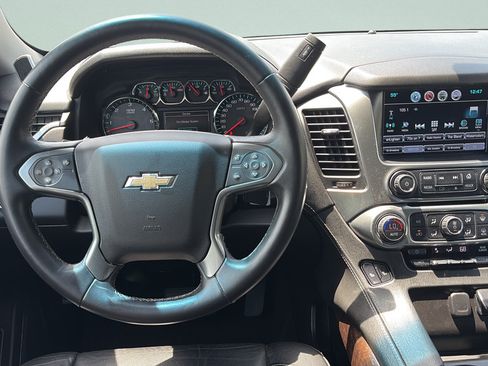 Used 2017 Chevrolet Tahoe LT AWD/4WD image 12