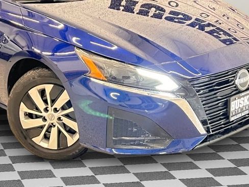 Used 2024 Nissan Altima 2.5 S image 23