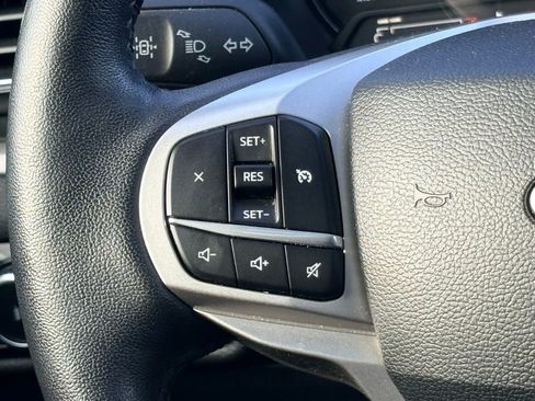 Used 2024 Ford Explorer XLT w/ Equipment Group 202A image 14