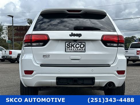 Used 2020 Jeep Grand Cherokee Altitude image 4