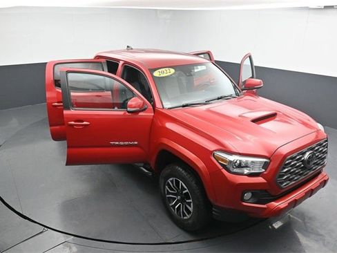 Used 2022 Toyota Tacoma TRD Sport image 37