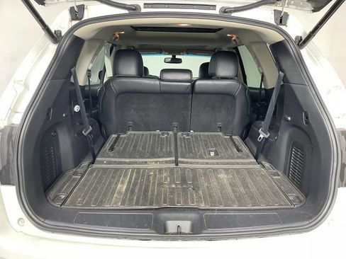 Used 2015 Nissan Pathfinder SL w/ SL Premium Package AWD/4WD image 14