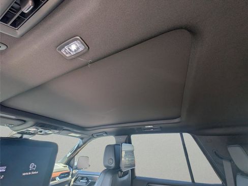 New 2026 GMC Yukon Denali w/ Denali Reserve Package image 24