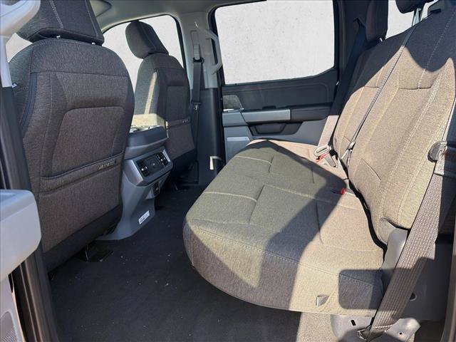 New 2027 Ford F250 XLT w/ XLT Premium Package AWD/4WD image 26