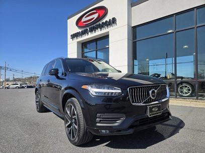 Used 2021 Volvo XC90 T6 Momentum w/ Advanced Package