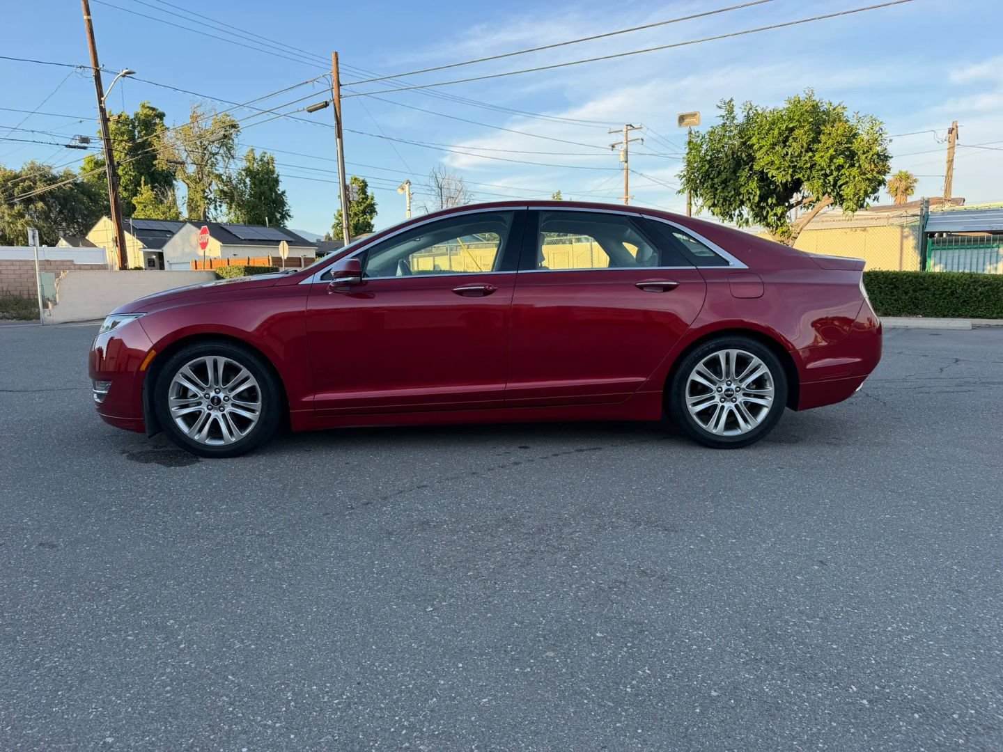 Used 2015 Lincoln MKZ Hybrid w/ Equipment Group 201A Select FWD image 5