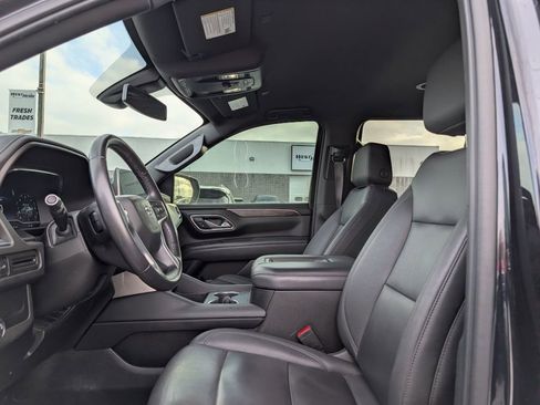 Used 2022 Chevrolet Tahoe Z71 image 12