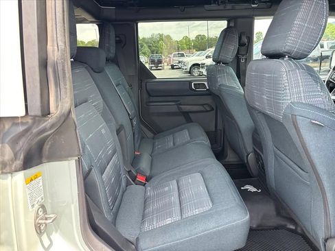 Used 2023 Ford Bronco Heritage Edition AWD/4WD image 15