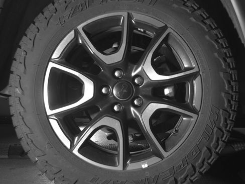 Used 2025 Jeep Compass Trailhawk AWD/4WD image 15