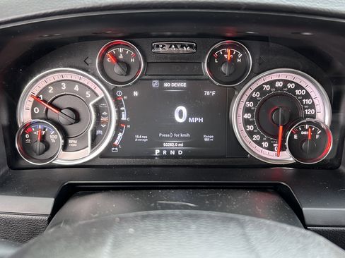 Used 2017 RAM 1500 Laramie AWD/4WD image 29