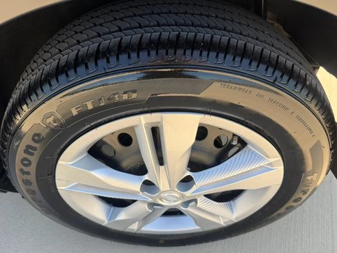 Used 2023 Nissan Kicks S w/ Interior Electronics Package FWD image 16