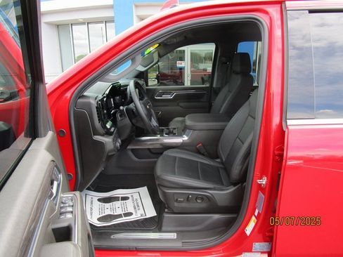 Certified 2024 Chevrolet Silverado 3500 LTZ w/ LTZ Premium Package image 17