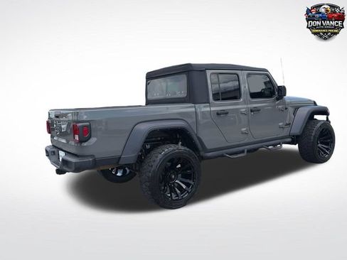 Used 2022 Jeep Gladiator Sport w/ Trailer Tow Package AWD/4WD image 5