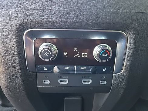 Used 2023 GMC Yukon Denali Ultimate AWD/4WD image 61