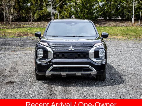 Used 2022 Mitsubishi Outlander SE FWD image 2