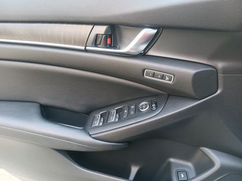 Used 2018 Honda Accord EX-L image 15