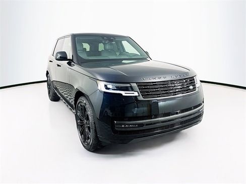 New 2026 Land Rover Range Rover SE image 3
