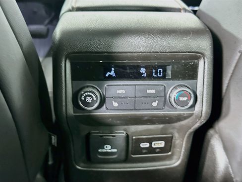 Used 2023 GMC Acadia AT4 w/ Technology Package AWD/4WD image 27