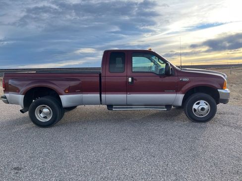 Used 1999 Ford F350 XLT image 6