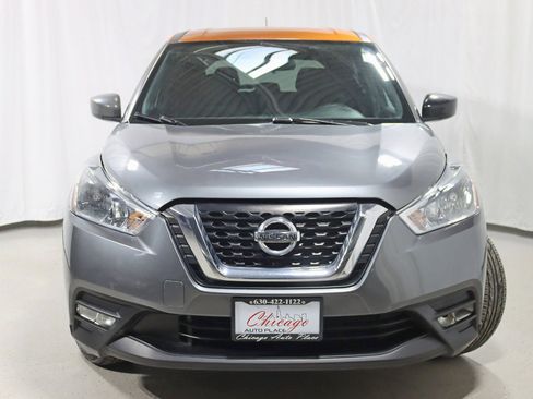 Used 2018 Nissan Kicks SV image 8